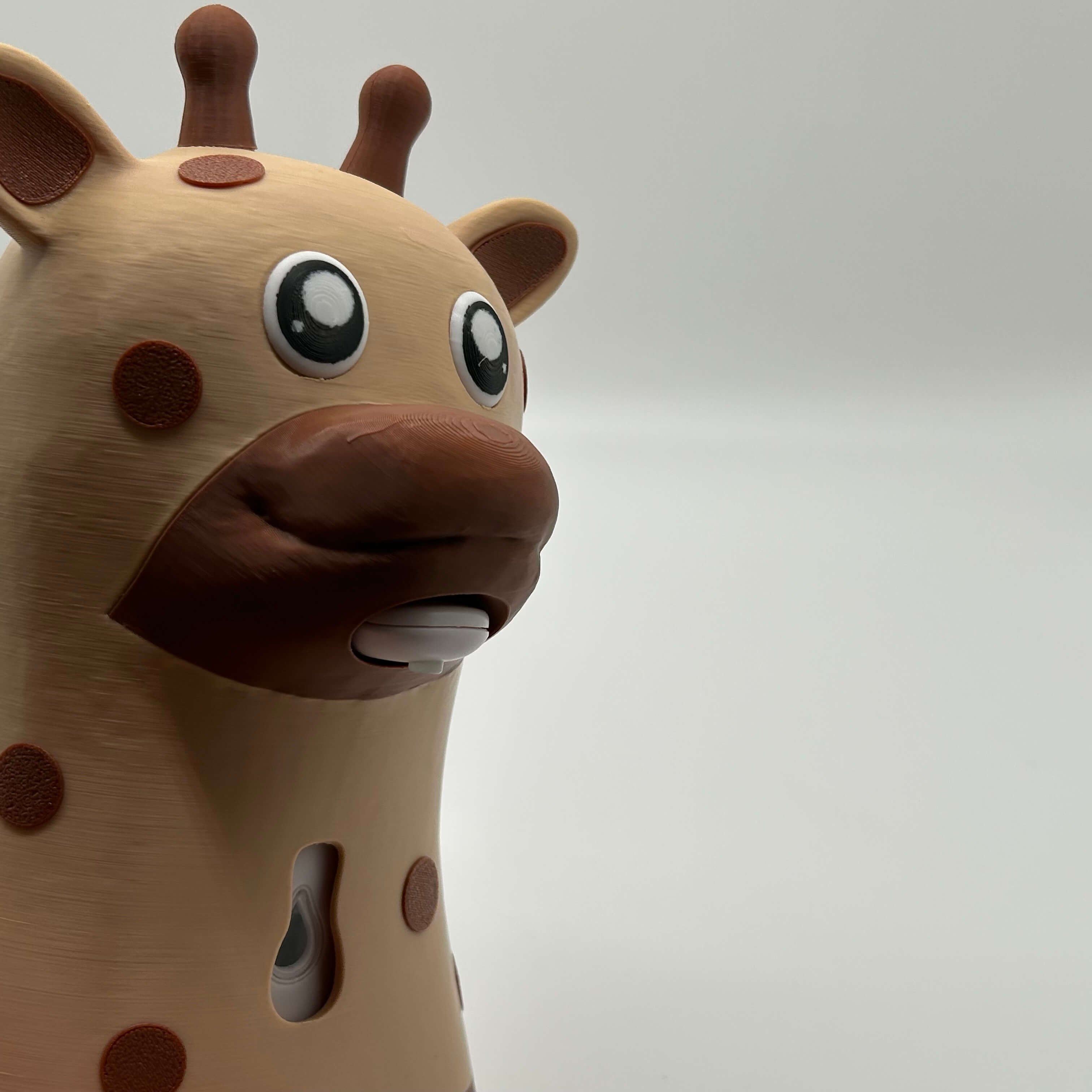 Sagrotan No Touch Verkleidung Giraffe – Seifenspender-Hülle für Kinder