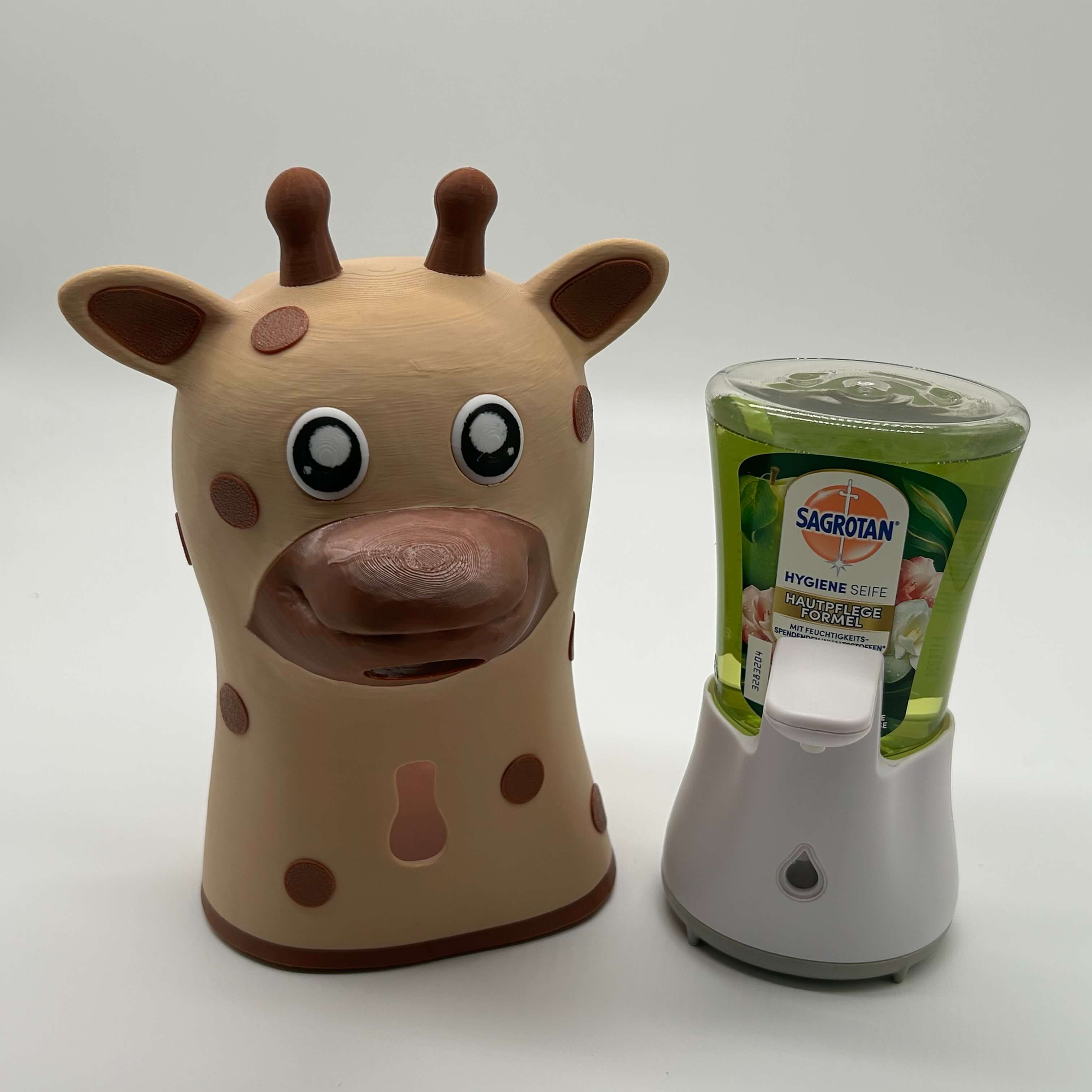Sagrotan No Touch Verkleidung Giraffe – Seifenspender-Hülle für Kinder