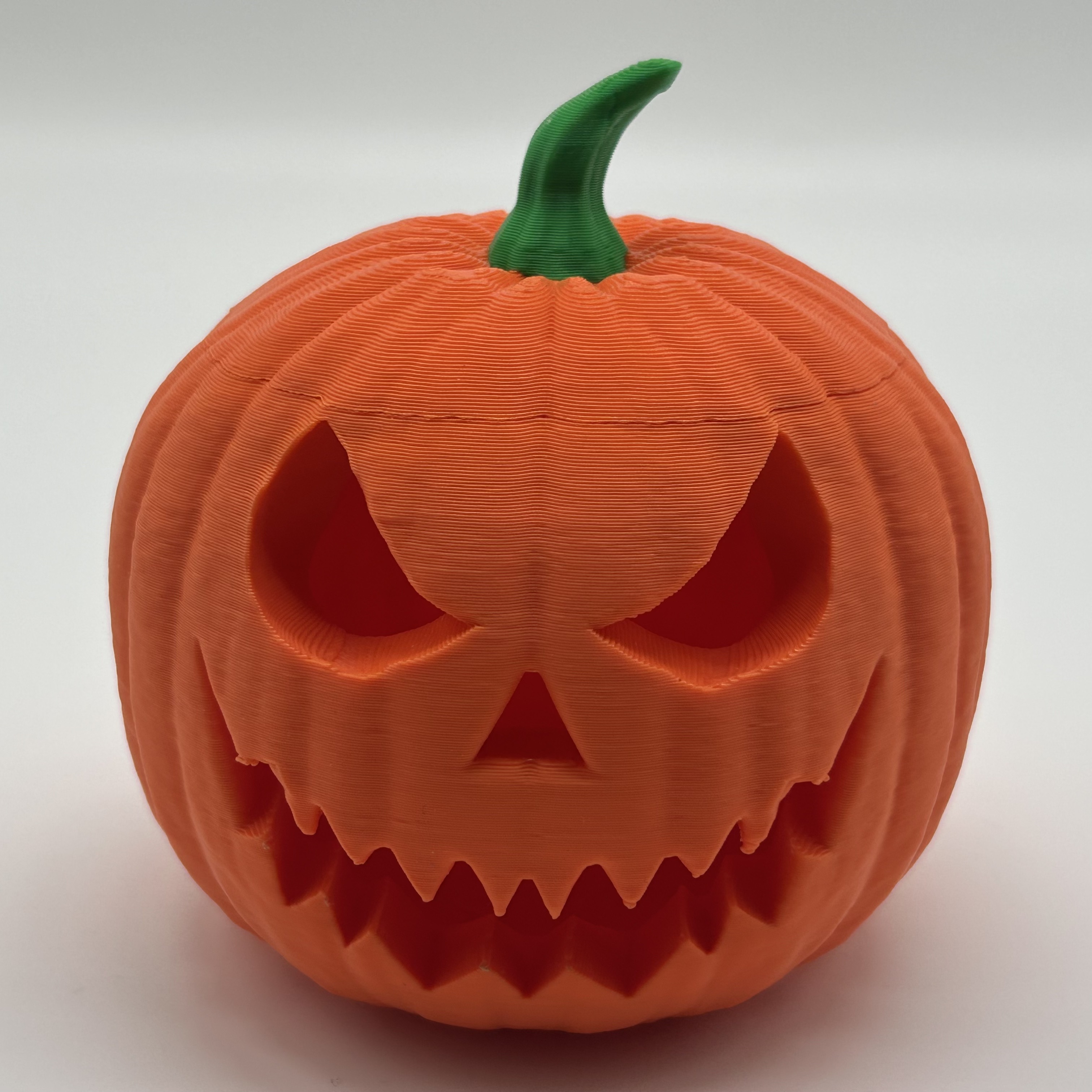 Halloween Kürbis mit LED-Teelicht – 3D-Druck Grusel-Deko